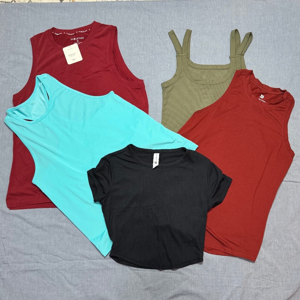 BUNDLE OF 5 Fabletics work out tops